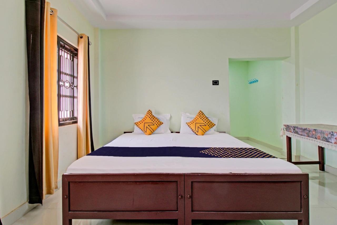 SPOT ON 73862 Jaya Tourist Home Varkala Bagian luar foto