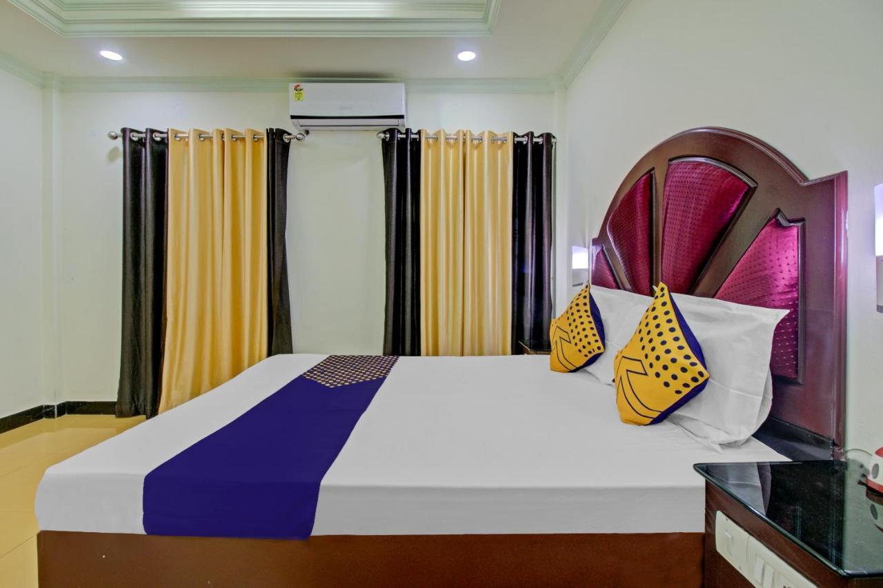 SPOT ON 73862 Jaya Tourist Home Varkala Bagian luar foto