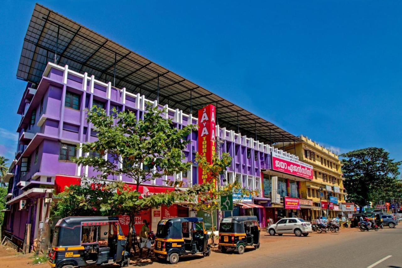 SPOT ON 73862 Jaya Tourist Home Varkala Bagian luar foto
